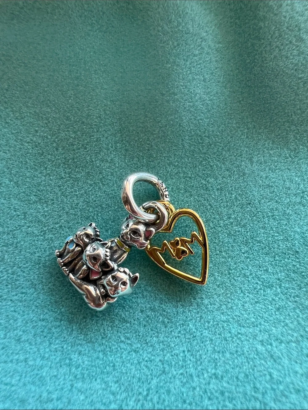 Pandora Disney Silver and Gold Cat Family Charm - Picture 2 of 5
